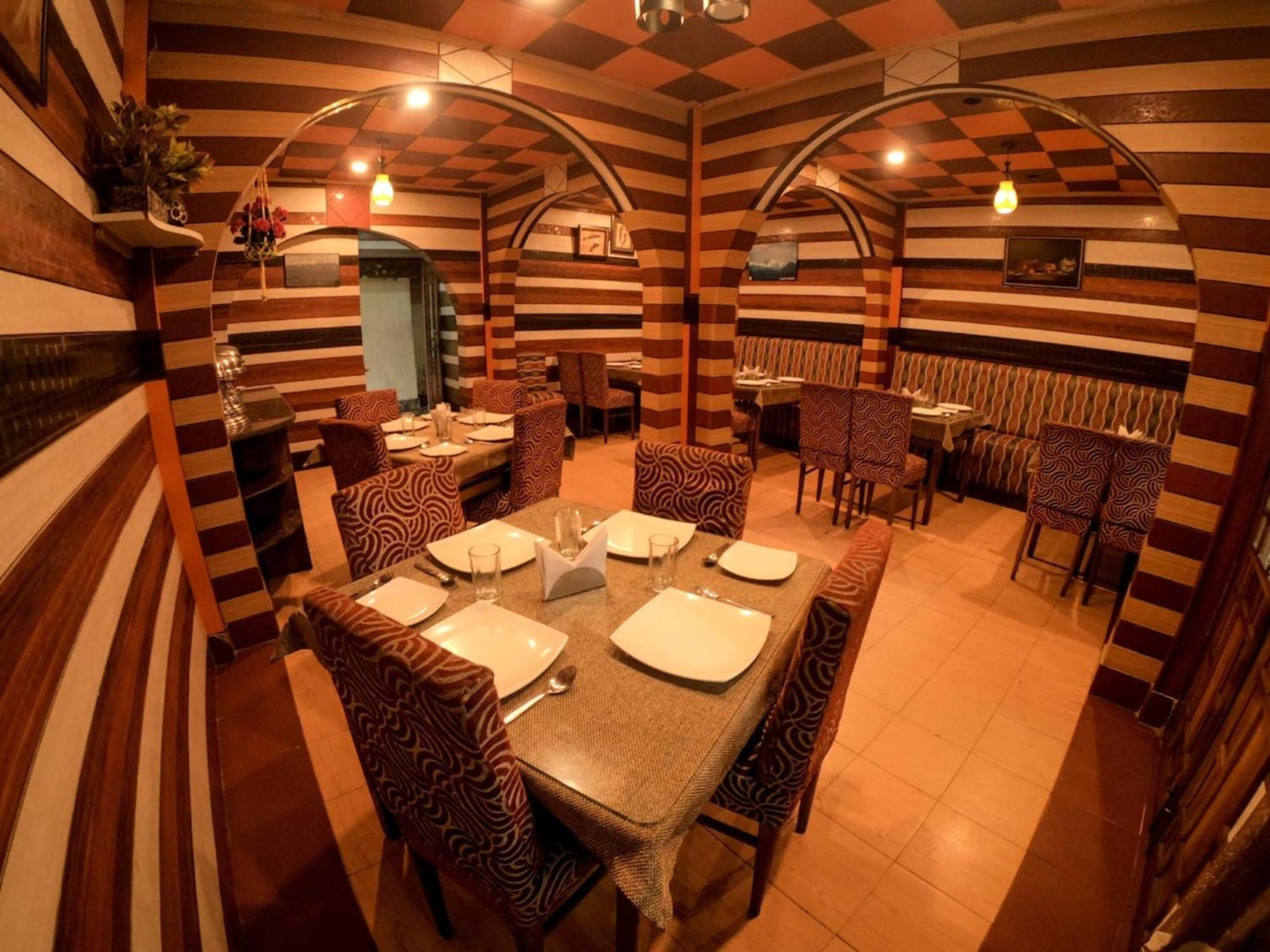Grg Broadway Mall Road Darjeeling By Royal Collection Hotel Εξωτερικό φωτογραφία