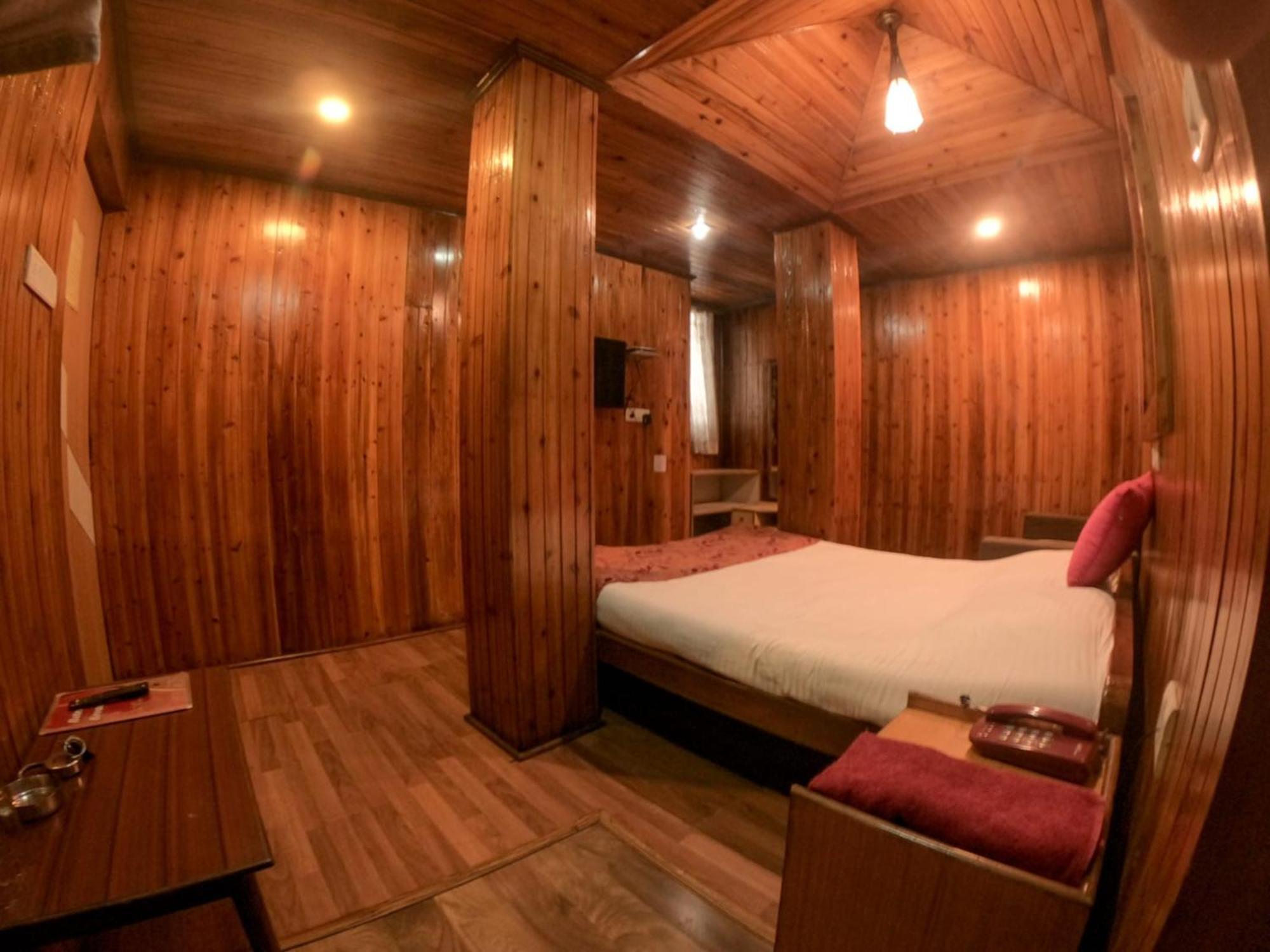 Grg Broadway Mall Road Darjeeling By Royal Collection Hotel Εξωτερικό φωτογραφία